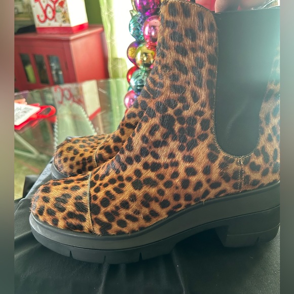 Stuart Weitzman Cheetah Calf Pony Hair Norah Chunk Heel Boots 38 7.5C - Picture 4 of 6